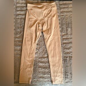 🎉 Host Pick 🎉 TNActiin Tan High-Waisted Leggings